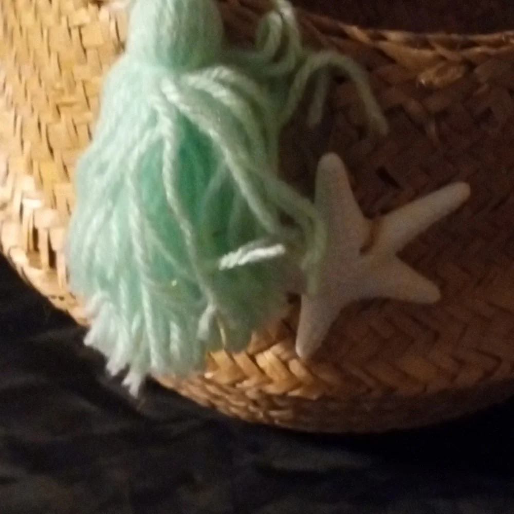 1 Only Woven Seagrass Pop Up Basket Teal Tassel Starfish